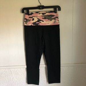 NWT! Victoria Secret PINK High Waist Camo Crop Leggings